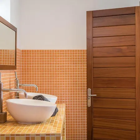 Amanecer 4 펜션 야이자